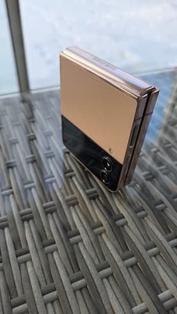 Galaxy Z Flip4 5G Gold 128GB