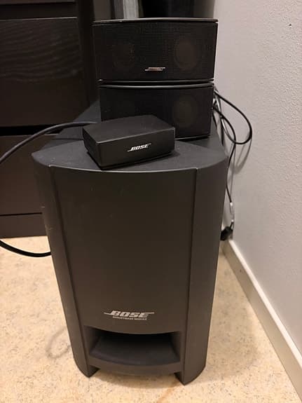 Bose högtalarpaket med subwoofer och satellithögtalare svart