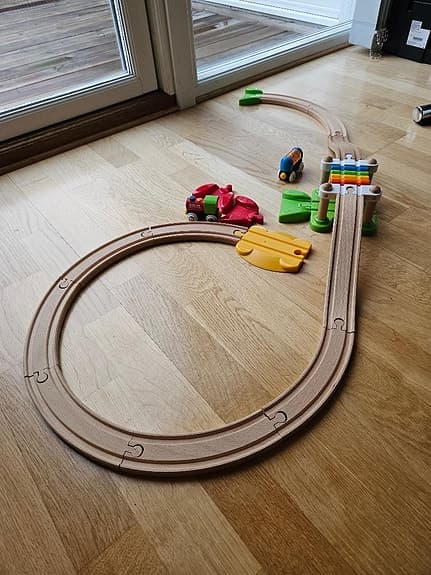 BRIO järnväg med tåg