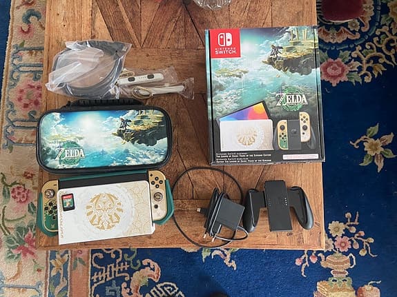 Nintendo Switch OLED Model, The Legend of Zelda: Tears of the Kingdom Edition