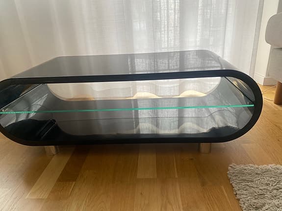 Tv- Bänk