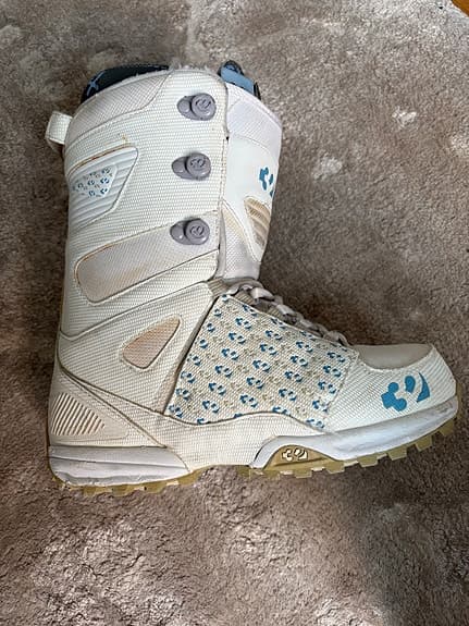 ThirtyTwo Lashed W’s snowboardboots strl. 40 dam