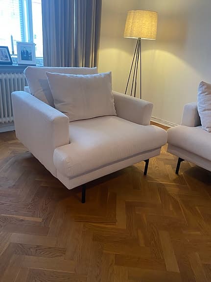 4-sits Soffa och Fåtölj  och soffbord