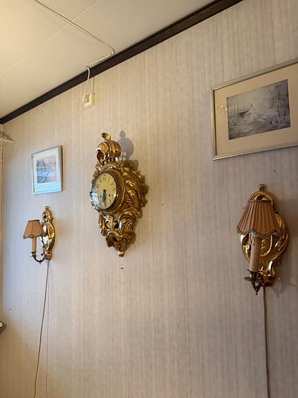 Äldre väggur & lampetter
