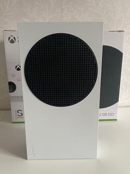 Xbox Series S 512 GB – Som ny! (Endast 1 månad gammal)