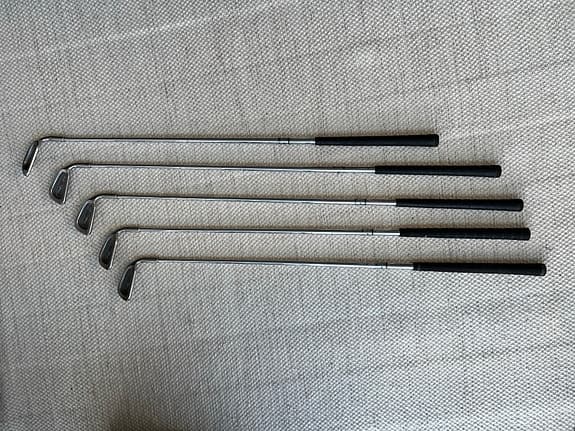 Ping Eye2  järnklubbor stål. 9,8,5,4 W