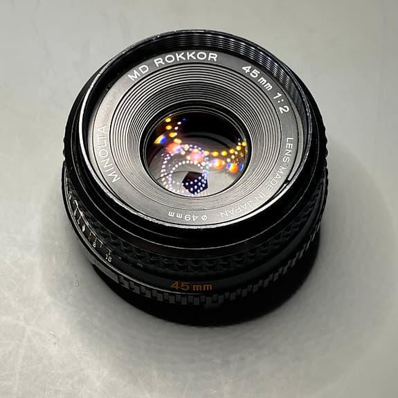 Minolta MD Rokkor objektiv 45mm 1:2