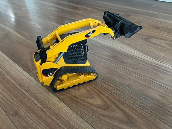 Bruder Schäffer och Cat kompakta lastare