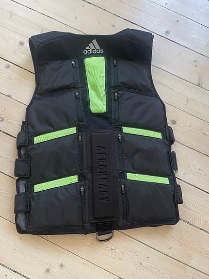 Adidas AEROREADY viktväst svart grön 10 kg