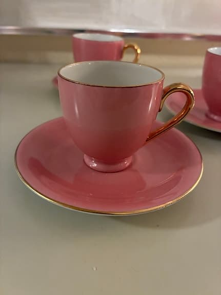 🌺 Duka till midsommar. Espresso/mocca/kaffekoppar 50-talet