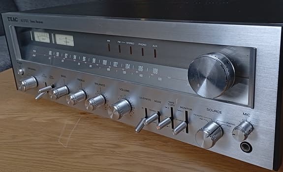 TEAC AG-5700 servad vintage reciver.
