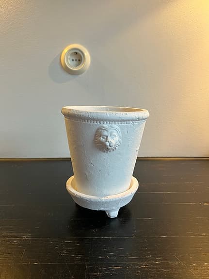 Designtorget kruka med fat vit