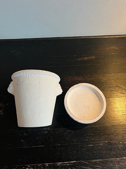 Designtorget kruka med fat vit