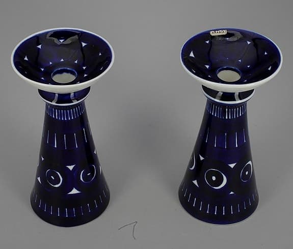 LJUSSTAKAR, ett par, "Valencia", Ulla Procopé, Arabia