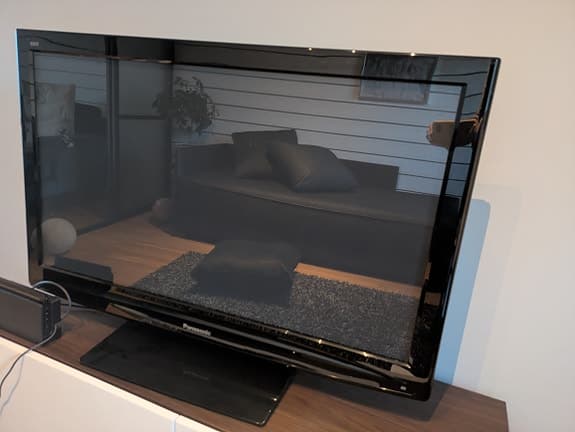 Panasonic 42 tum TV