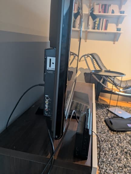 Panasonic 42 tum TV