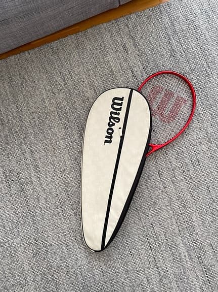 Tennisracket och fodral
