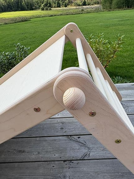 Rutschkana med justerbar höjd 90 cm – perfekt för aktiv lek och utveckling!