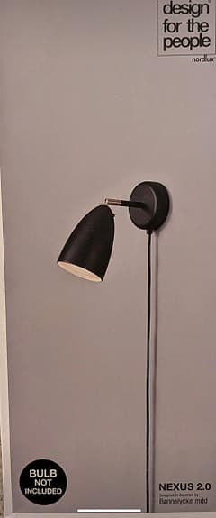 Nexus vägglampa