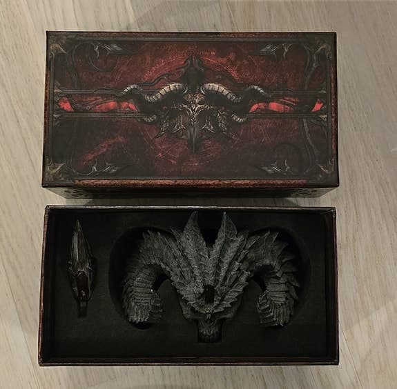 Diablo III Collectors Edition [PC] + D3: Reaper of Souls [PS4] (PC codes used)