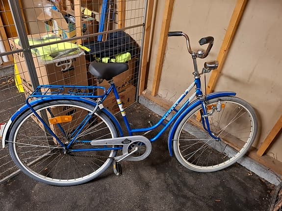 Damcykel Monark
