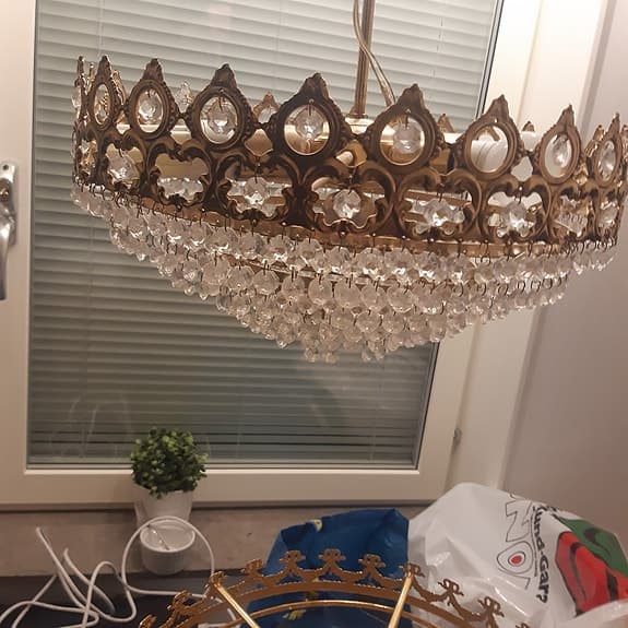 Lampor Kristallkrona och en kristall plafond