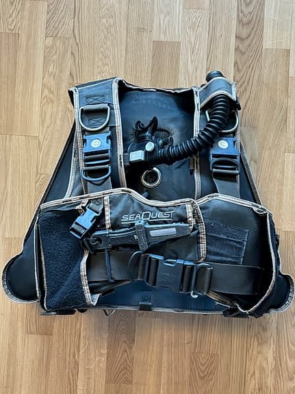 Dykpaket och torrdräkt, SeaQuest, Mares, Suunto och WaterProof