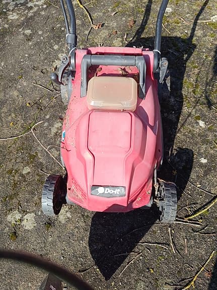 Do-it gräsklippare elektrisk röd