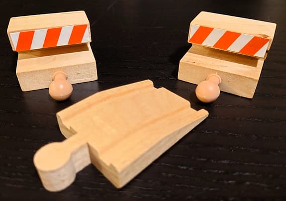 🛑🪵 3 ändbitar till träskenor (BRIO-kompatibla) – stopp & ramp ✨