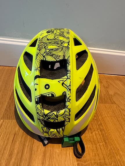 Cykelhjälm barn S 48–55 cm gul med mönster MIPS