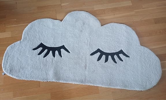 Matta molnform vit med ögonmotiv