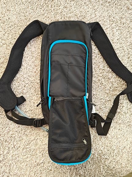 B’Twin ryggsäck med vätskesystem svart/blå