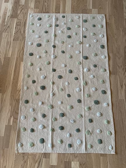 Rusta Kids matta beige med prickar