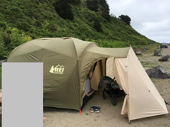 REI 4-manna tält med ståhöjd och enorm absid
