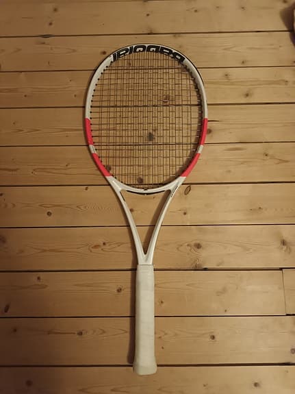 BABOLAT Pure Strike 100 (2025)