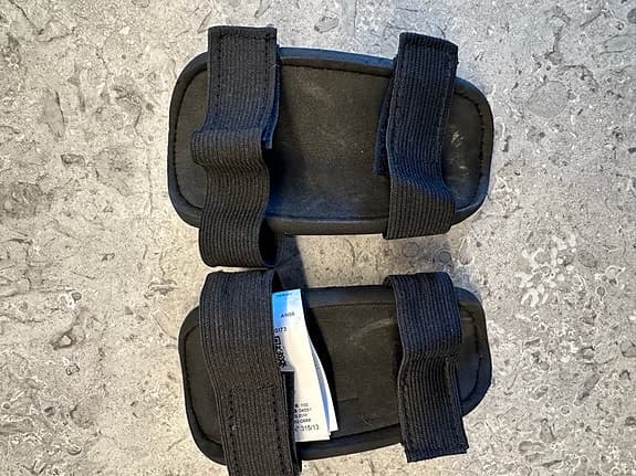 Puma benskydd fotboll