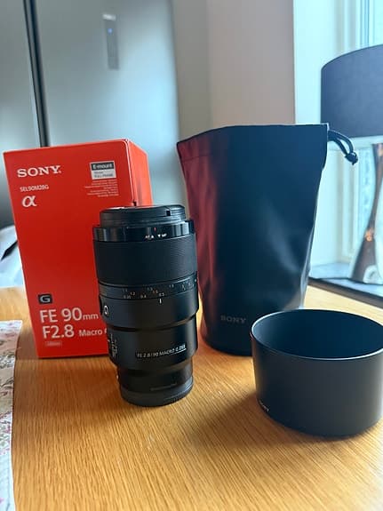 Sony FE 90mm f/2.8 G OSS makroobjektiv svart
