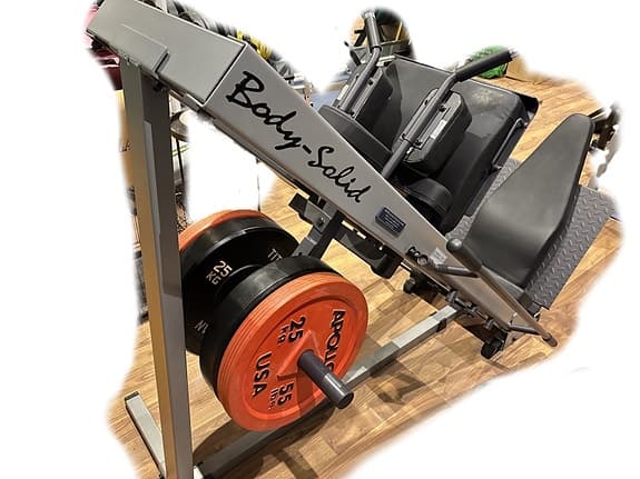 Body Solid - Benpress/Hack Squat