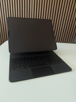 Apple iPad Pro 12.9” M1 1 TB (5th gen) 16GB ram wifi+5g + Apple Magic Keyboard