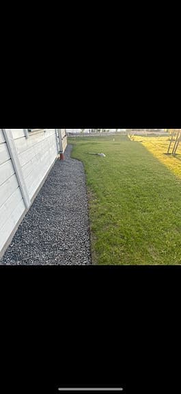 Stabil och snygg rostig gräskant / rabattkant