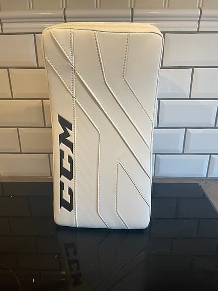 CCM Axis 1.9 Stöt - NYTT
