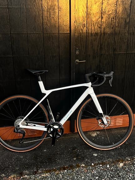 Trek Madone SL6 gen 8 (M)