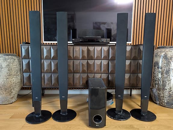 500W LG HT503TH-DH – 5.1 DVD-hemmabiosystem