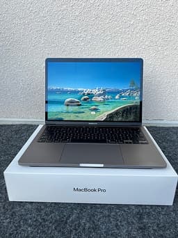 MacBook Pro 13" M2 2022 – 24 GB RAM – 1 TB SSD – Nyskick, Svensk, Originalbox