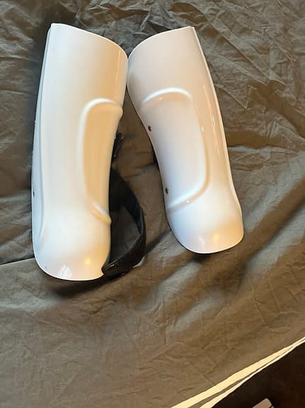 POC Shins Classic Jr benskydd vit