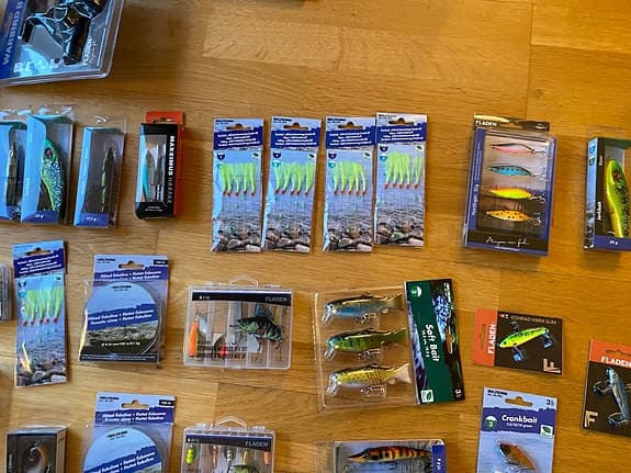 Blandade fiskedrag och tillbehör set