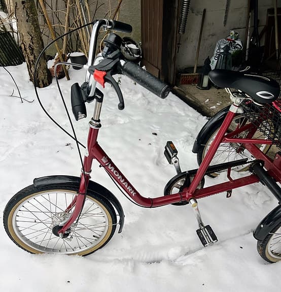 Trehjulig Monark vuxencykel i gott skick