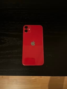 iPhone 11 röd