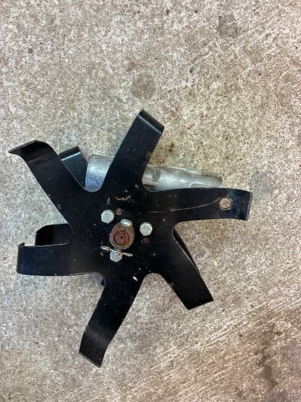 Jordfräshuvud till röjsåg