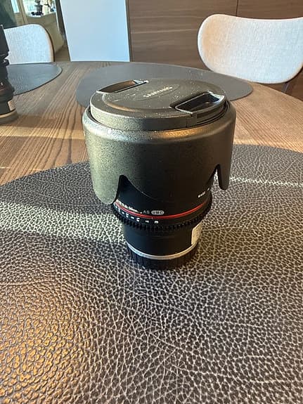 Samyang 50mm T1.5 cineobjektiv svart till Sony Full Frame